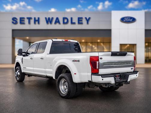 Star White 2022 Ford F-350 Platinum
