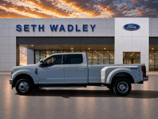 Star White 2020 Ford F-350 Lariat Super Duty