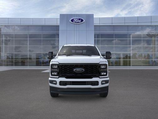 Oxford White 2026 Ford F-250 Lariat