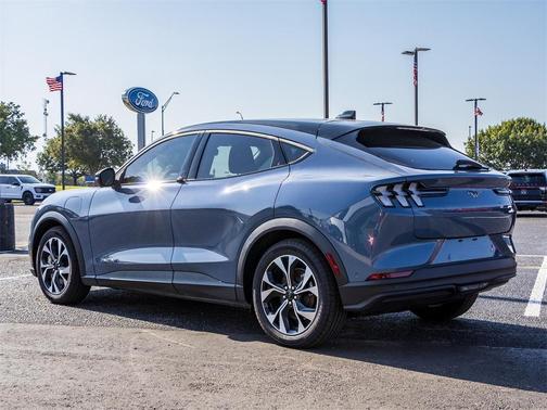 2024 Ford Mustang Mach-E Select