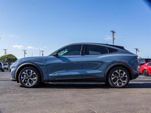 2024 Ford Mustang Mach-E Select