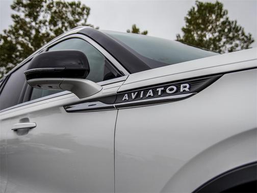 2020 Lincoln Aviator Reserve AWD