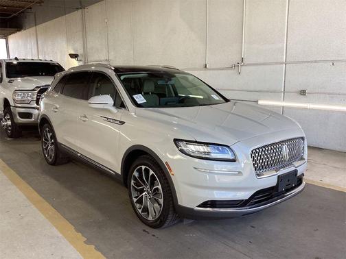 2021 Lincoln Nautilus Reserve