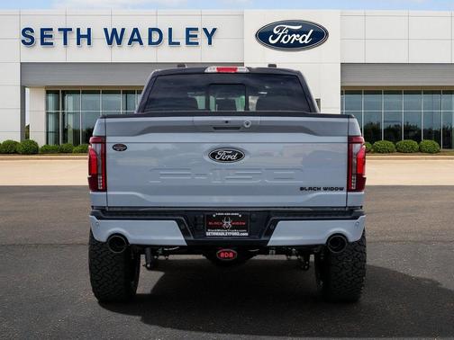 Avalanche 2026 Ford F-150 Lariat