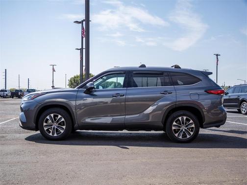 2020 Toyota Highlander Hybrid XLE