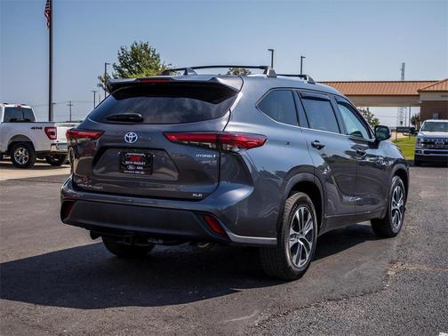 2020 Toyota Highlander Hybrid XLE