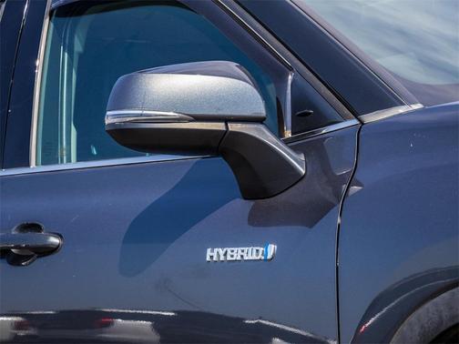 2020 Toyota Highlander Hybrid XLE