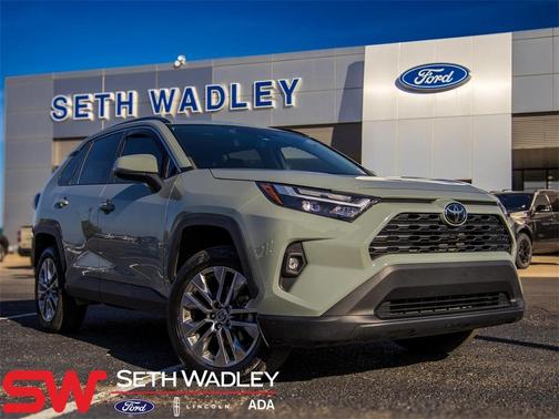 2023 Toyota RAV4 XLE Premium