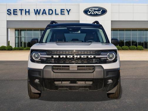 Oxford White 2026 Ford Bronco Sport Outer Banks
