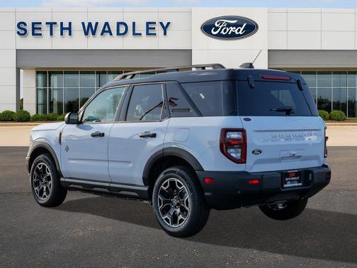 Oxford White 2026 Ford Bronco Sport Outer Banks