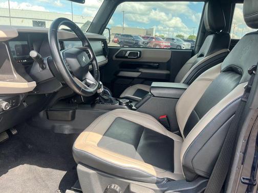 Blue Metallic 2021 Ford Bronco Wildtrak