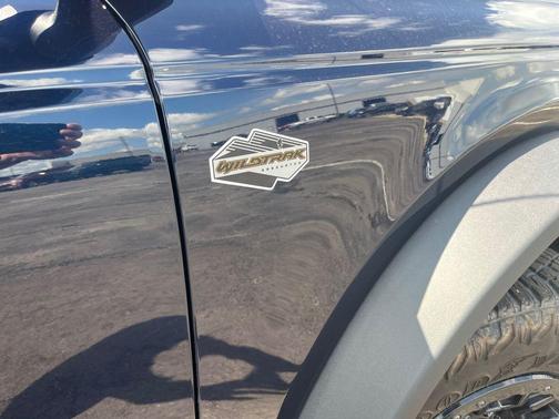 Blue Metallic 2021 Ford Bronco Wildtrak