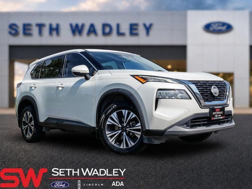 White 2021 Nissan Rogue SV