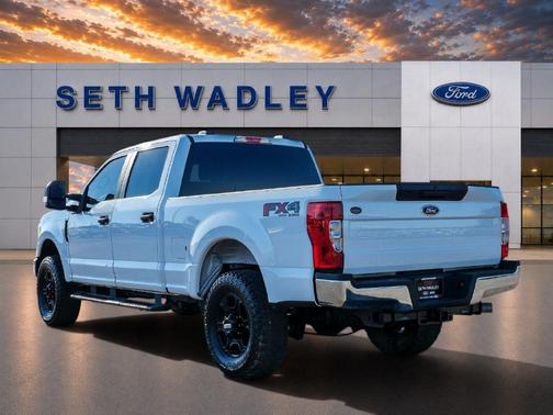Oxford White 2022 Ford F-250 XL