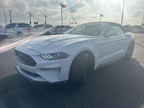 2022 Ford Mustang EcoBoost Premium