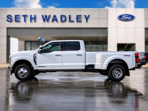 White Metallic 2026 Ford F-350 King Ranch