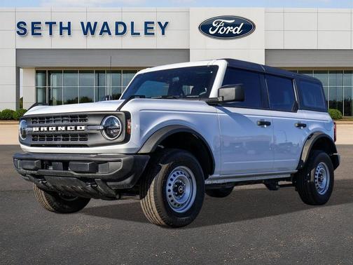 Oxford White 2025 Ford Bronco Base