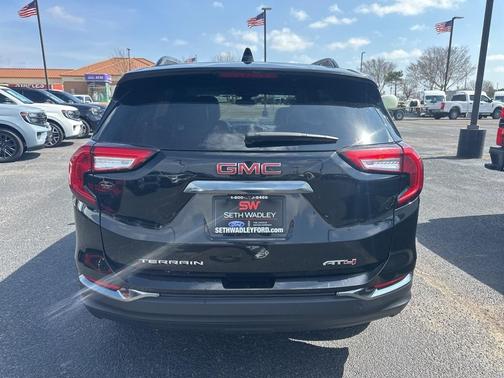 2023 GMC Terrain AT4
