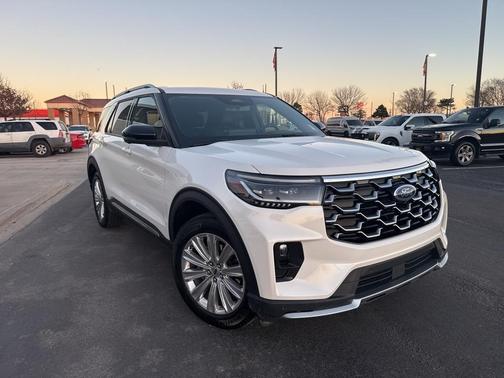 2025 Ford Explorer Platinum