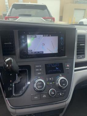 2015 Toyota Sienna XLE Premium