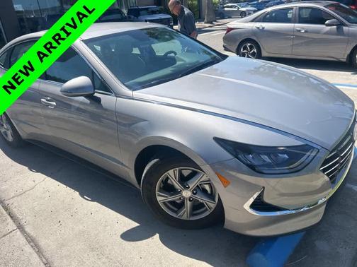 2023 Hyundai SONATA SE