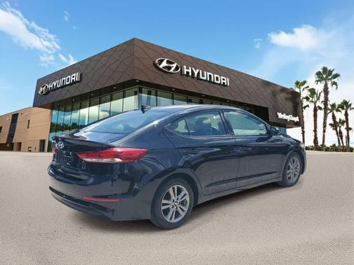 Phantom Black 2017 Hyundai ELANTRA SE