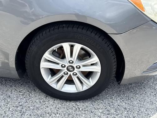 Harbor Gray Metallic 2013 Hyundai SONATA GLS