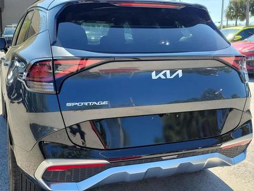 2024 Kia Sportage SX