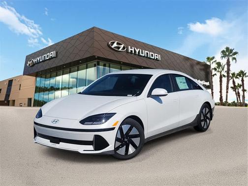 2025 Hyundai IONIQ 6 SE Standard Range