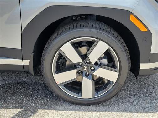 2025 Hyundai SANTA FE Limited
