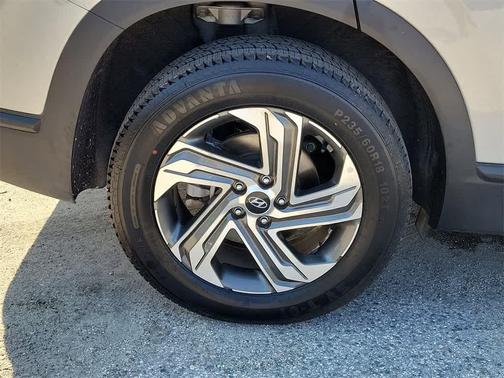 2023 Hyundai SANTA FE SEL 2.4