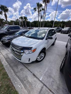 White Suede 2013 Ford Edge SE