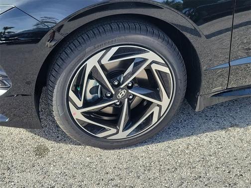 2026 Hyundai SONATA SEL