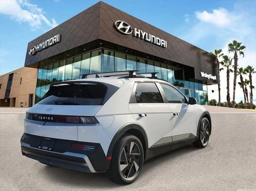 2025 Hyundai IONIQ 5 SEL