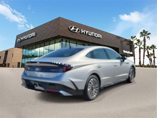 2025 Hyundai SONATA Hybrid SE