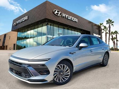 2025 Hyundai SONATA Hybrid SE