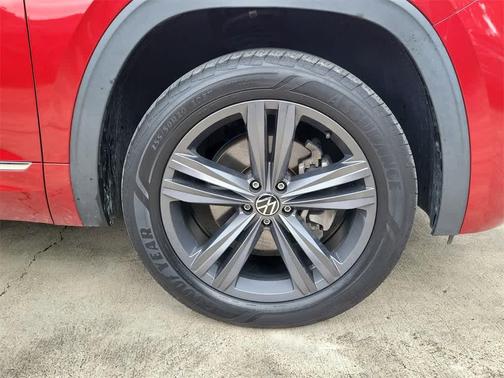 2021 Volkswagen Atlas 3.6L SE w/Technology