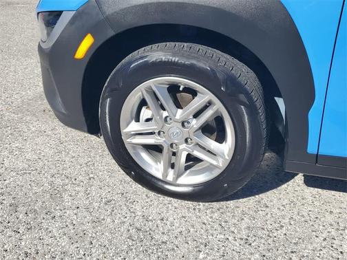 2022 Hyundai KONA SE