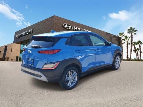 2022 Hyundai KONA SE