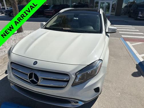 2017 Mercedes-Benz GLA 250 Base