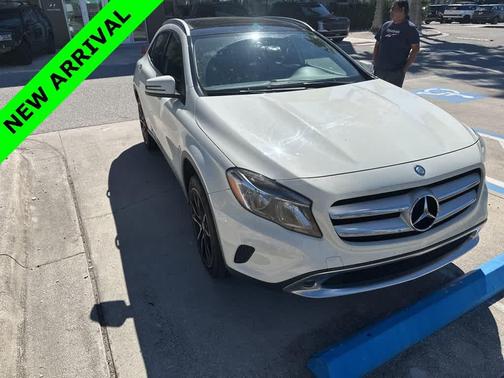 2017 Mercedes-Benz GLA 250 Base