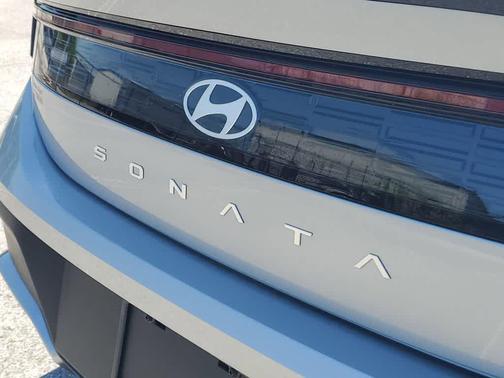 Aero Silver 2026 Hyundai SONATA SE