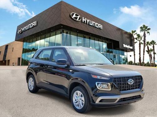 2025 Hyundai VENUE SE