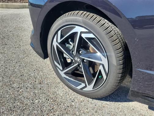 2026 Hyundai SONATA SEL