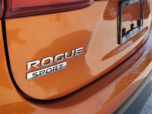 2021 Nissan Rogue Sport SL