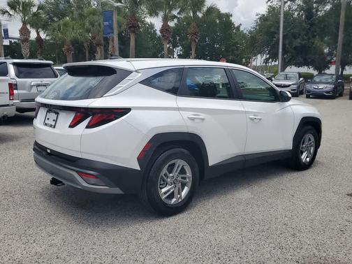 Serenity White Pearl 2025 Hyundai TUCSON SE