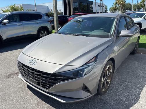 Fluid Metal 2023 Hyundai ELANTRA SEL