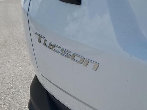 Serenity White Pearl 2026 Hyundai TUCSON SEL