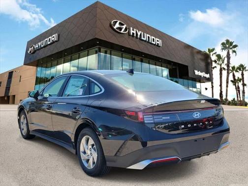 2025 Hyundai SONATA SE