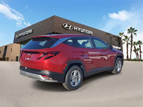 2026 Hyundai TUCSON SE